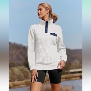 Btfbm waffle pattern pullover sweater with button neck in white/navy. Size S